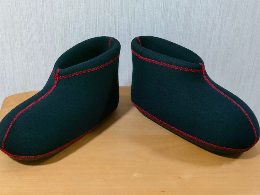 クロッツ やわらか湯たんぽ 足用ショート　ブラック　Sサイズ