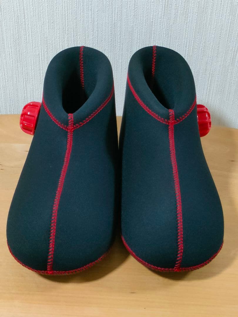 クロッツ やわらか湯たんぽ 足用ショート　ブラック　Sサイズ