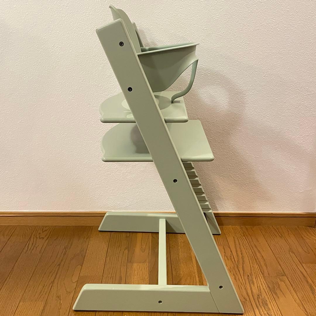 ストッケ　トリップ トラップ　ベビーチェア+ベビーセット+トレイ付　モスグリーン