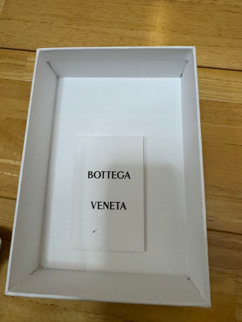 早い者勝ちBOTTEGA VENETA◆アンディアモ キーホルダー ロゴ付き