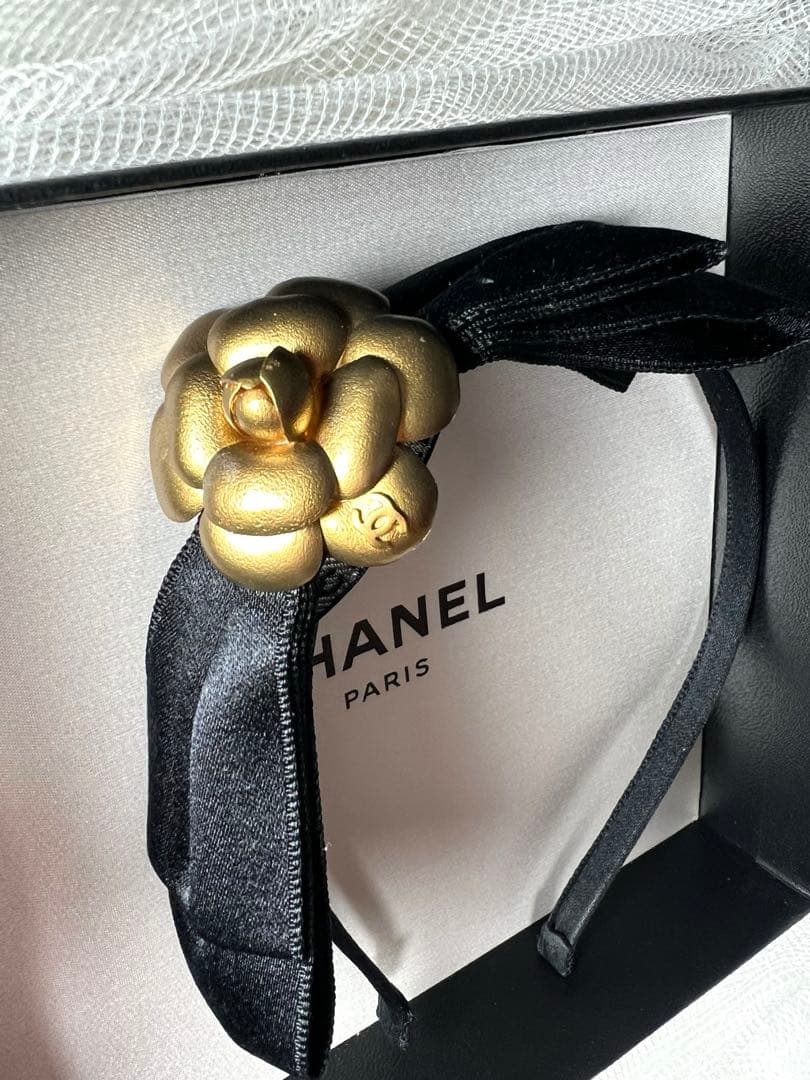 【正規品・美品】CHANEL カメリア&リボンモチーフカチューシャ