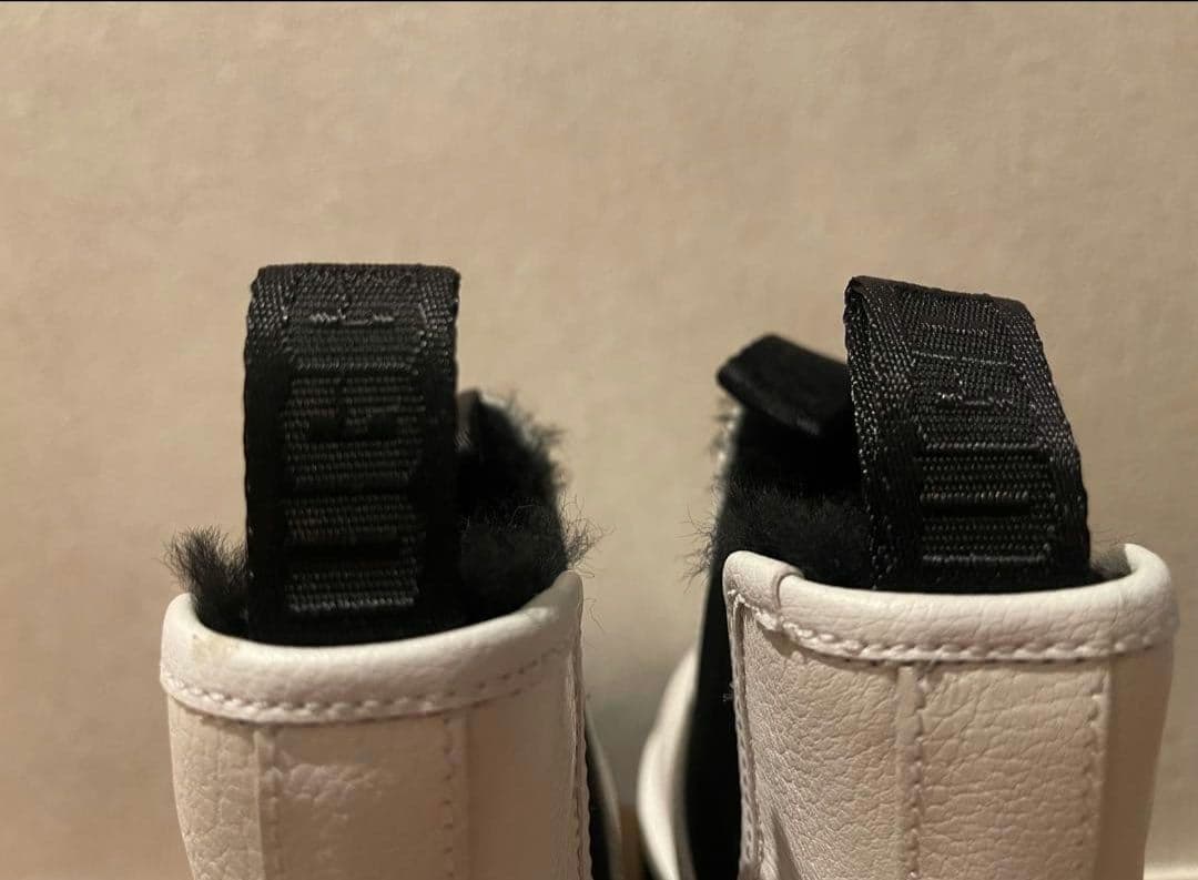 UGG厚底 ブーツ　ホワイト