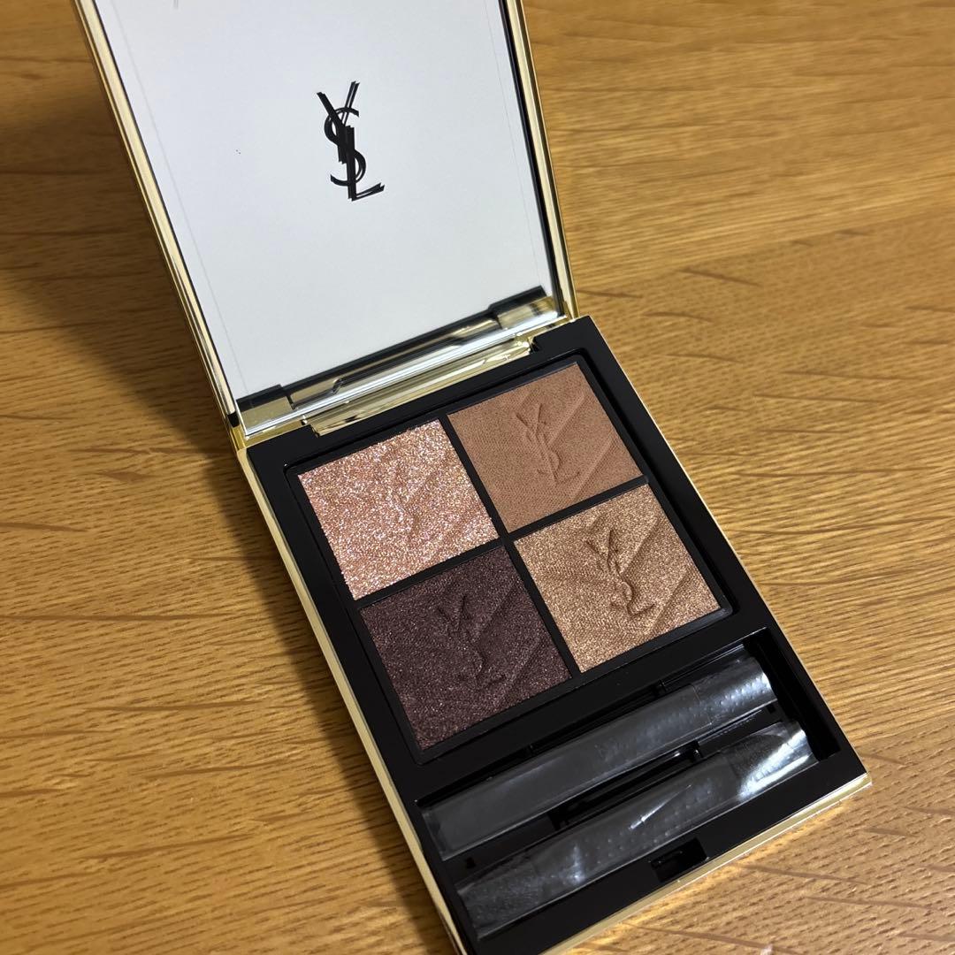 【新品】イヴ・サンローラン アイシャドウ 710