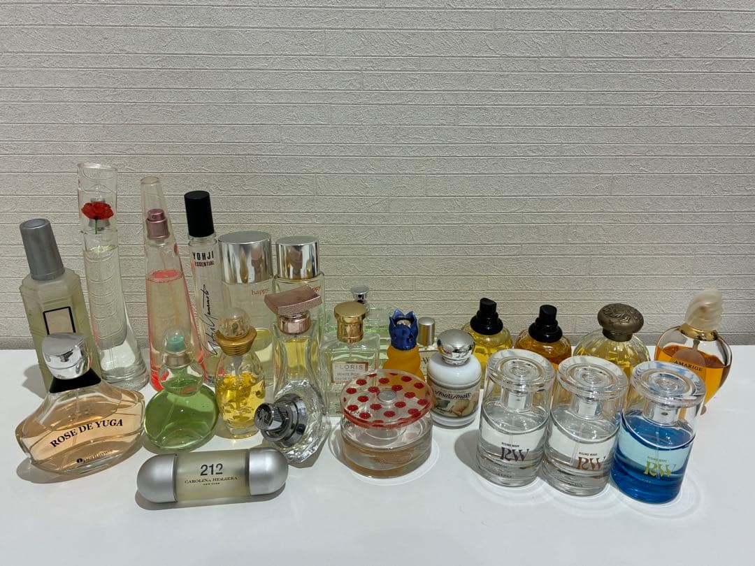 ◎いろいろ香水大量まとめ売り！