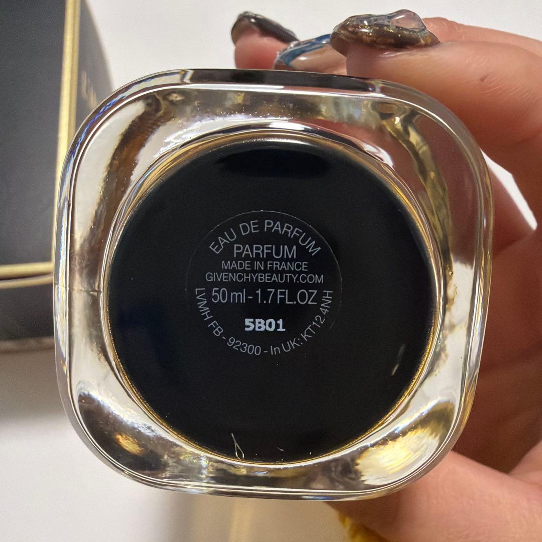 GIVENCHY 香水