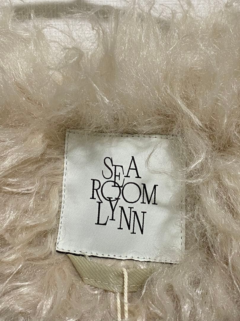 新品タグ付　完売品SeaRoomlynn Cloud fur ノーカラーコート