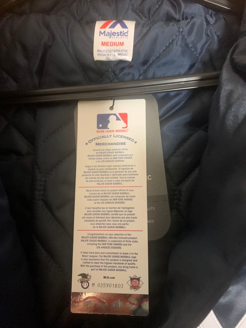 New York Yankees ベンチコートmajestic