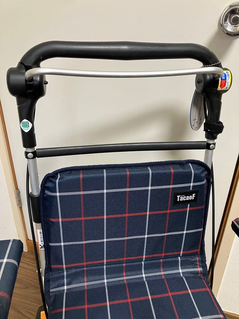 幸和製作所 テイコブ ST07 折りたたみ式 シルバーカー