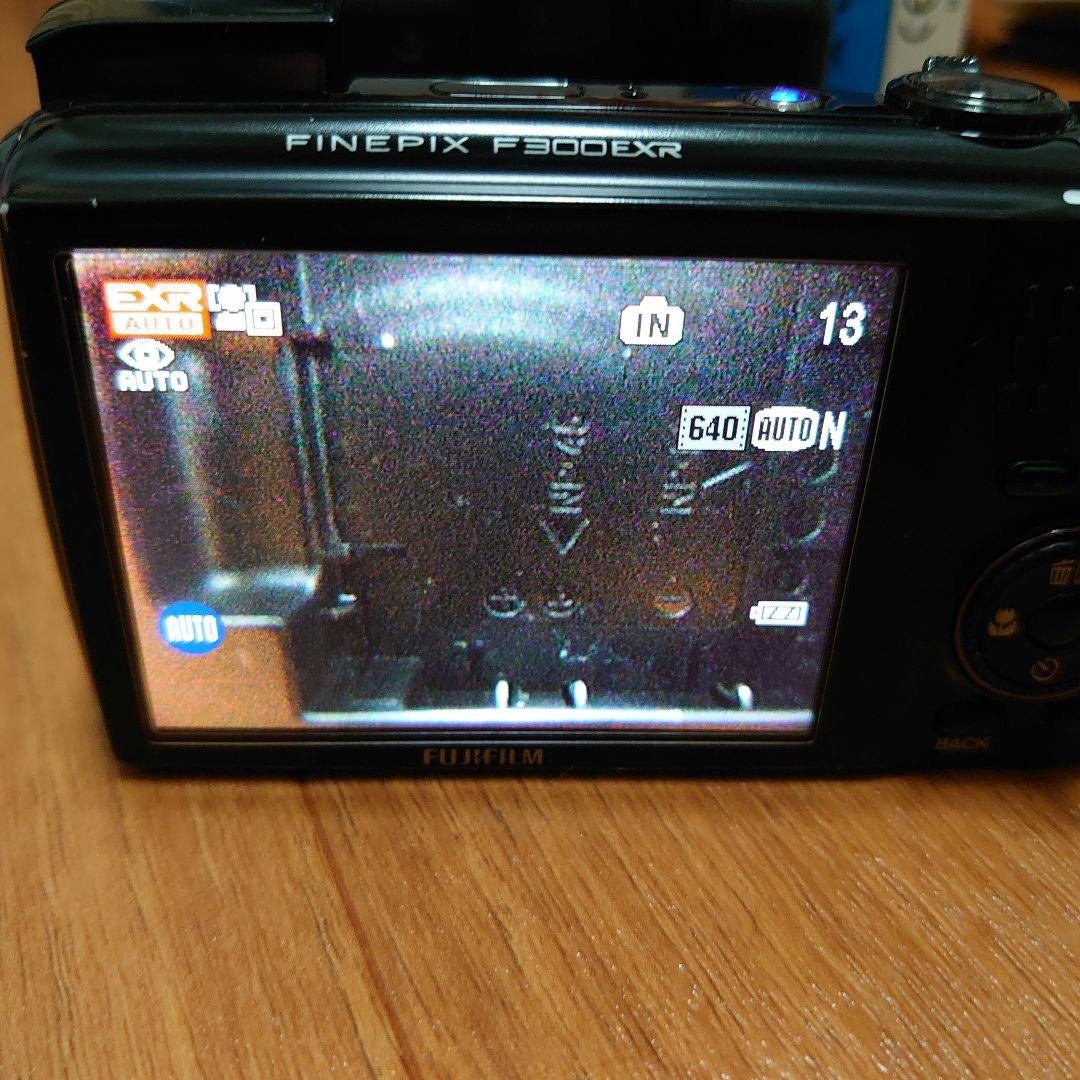 FINEPIX F300EXR 15倍ズーム デジタルカメラ