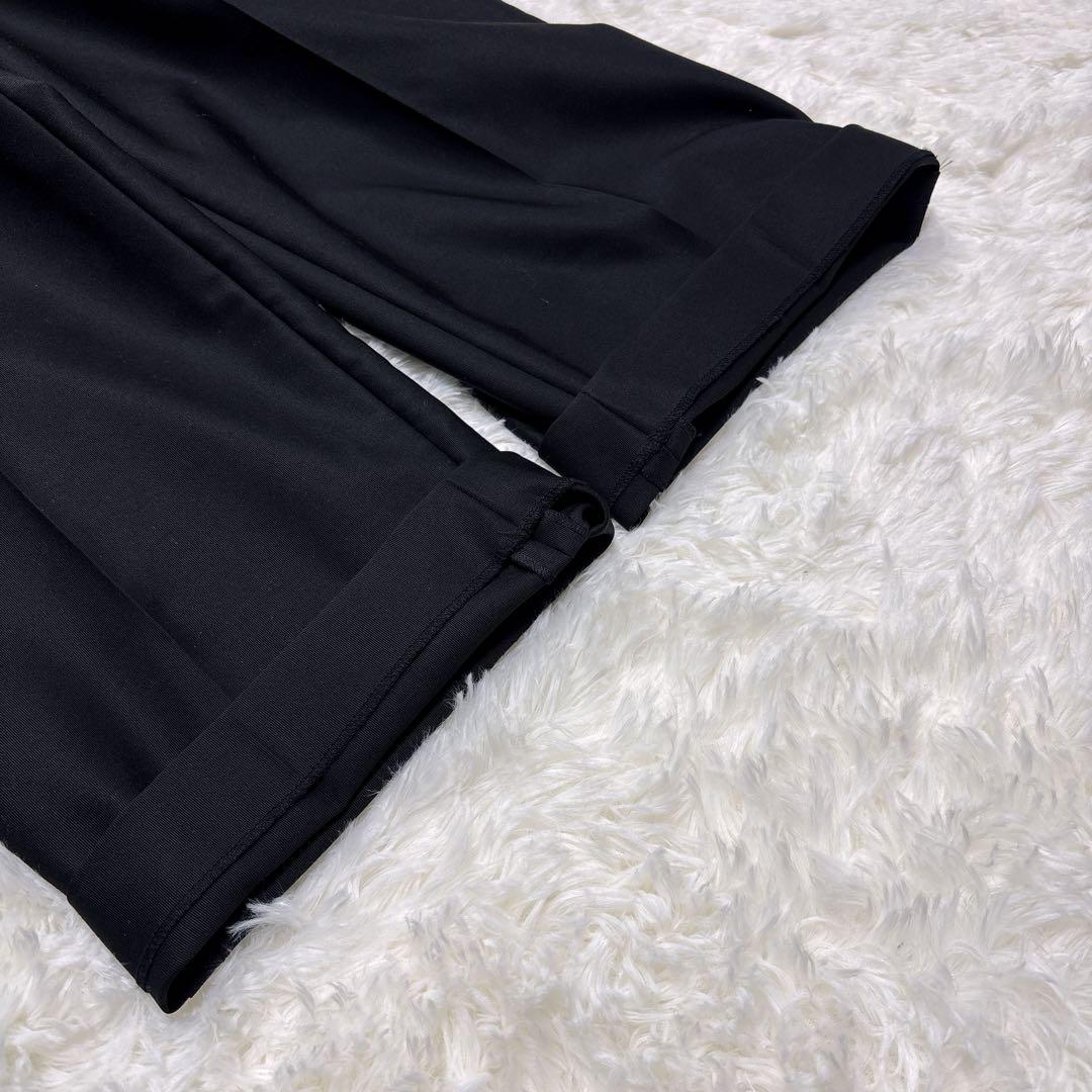 美品 GIORGIO ARMANI ウールセンタープレススラックス 大きいサイズ