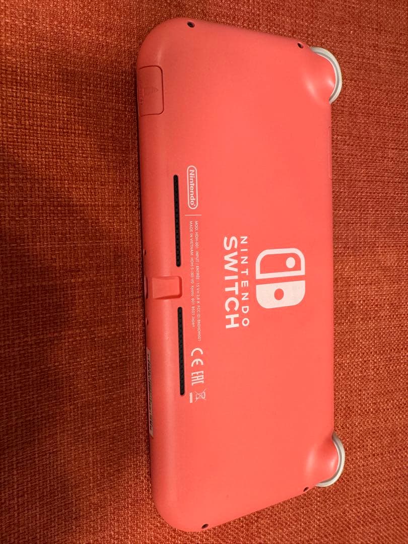 ケース付き Nintendo Switch Lite ピンク sdカード付き