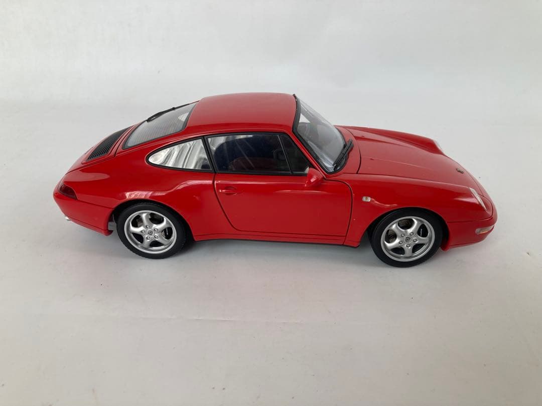 AUTOart 1/18 ポルシェ 911