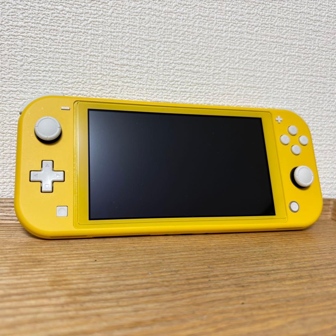 Nintendo Switch Light イエロー 【未使用品】