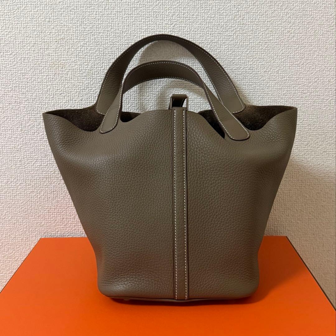 エルメス K刻印2025年製 ピコタンロックMM カデナ付き ハンドバッグ