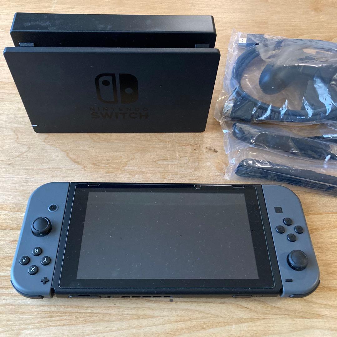 【美品】ニンテンドースイッチ 本体（グレー）