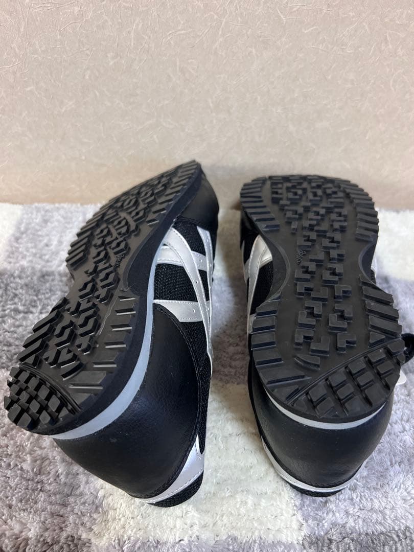 asics 安全靴 ブラック/シルバー