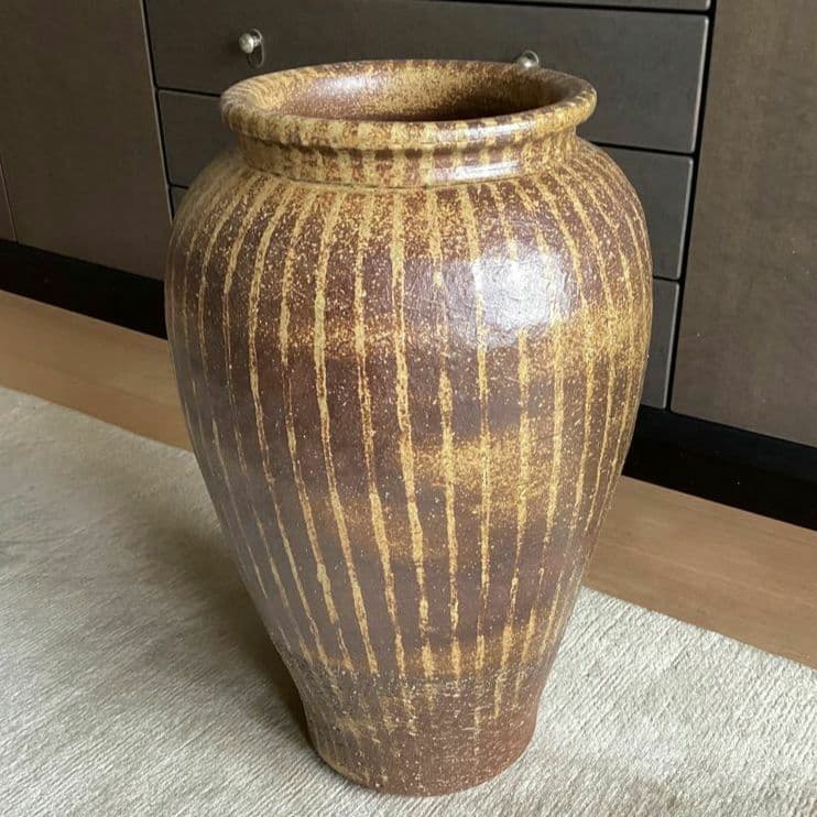 壺　傘立て