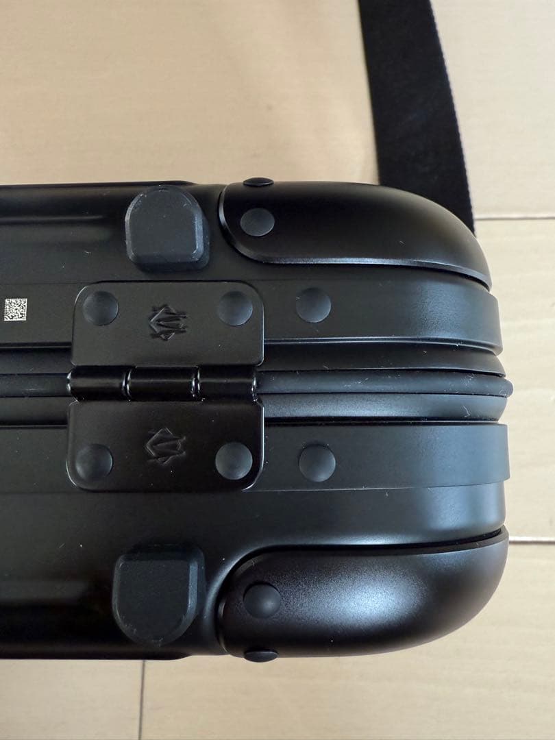 リモワ　クロスボディバック