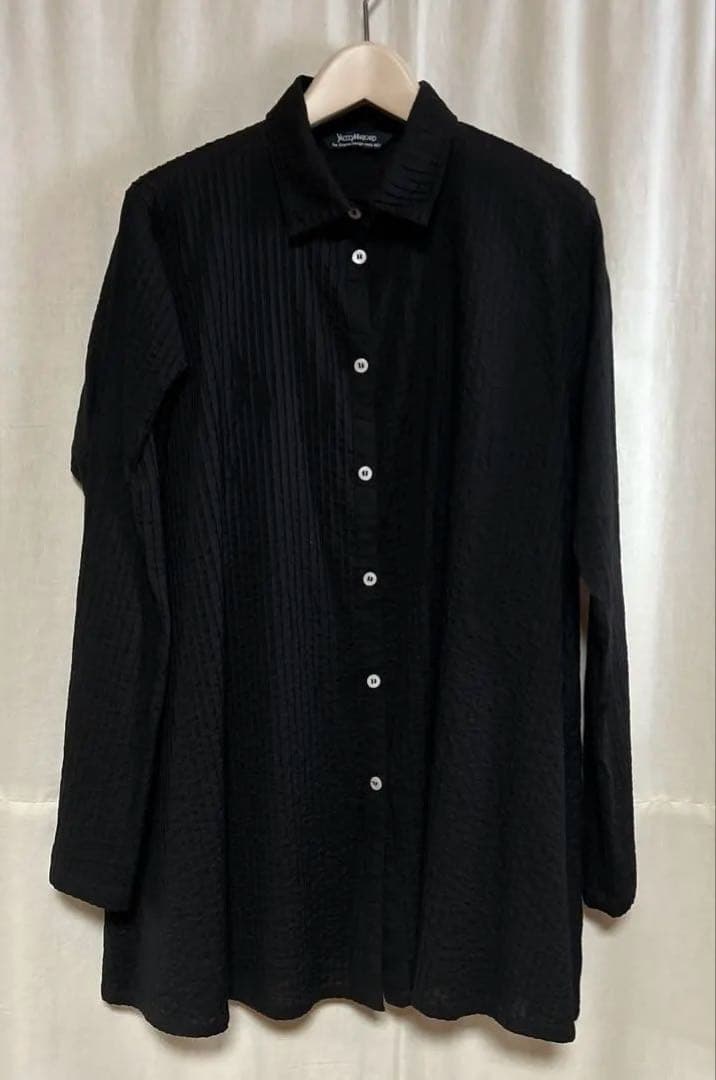 【ヤッコマリカルド】総ピンタック長袖ブラウス黒