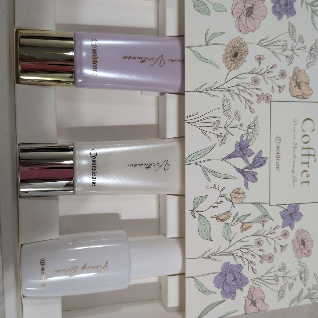 モイスティーヌ Coffret 2025 2点セット