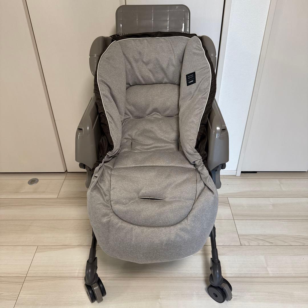 コンビ COMBI ネムリラAT BEDi オートスイング ハイローチェア