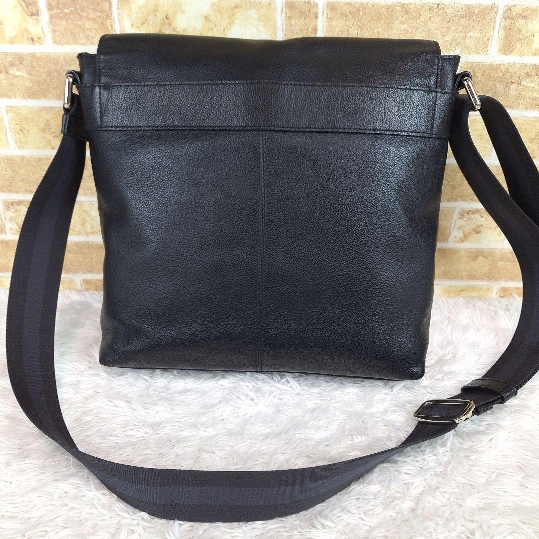 COACH　コーチ　メッセンジャーバッグ　レザー　シボ　ブラック
