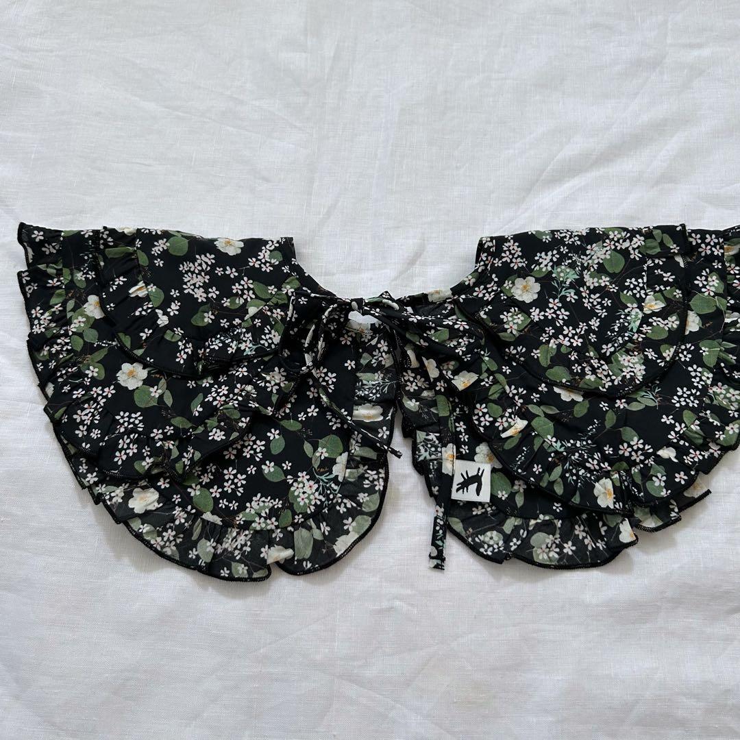 WOLF & RITA フリル襟の花柄ロンパースセットアップ　 74