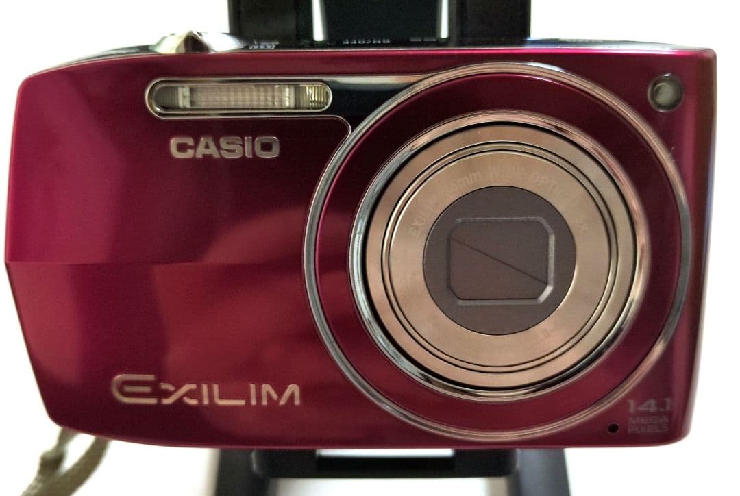 【美品】CASIO EXILIM EX-Z2000 コンパクトデジタルカメラ