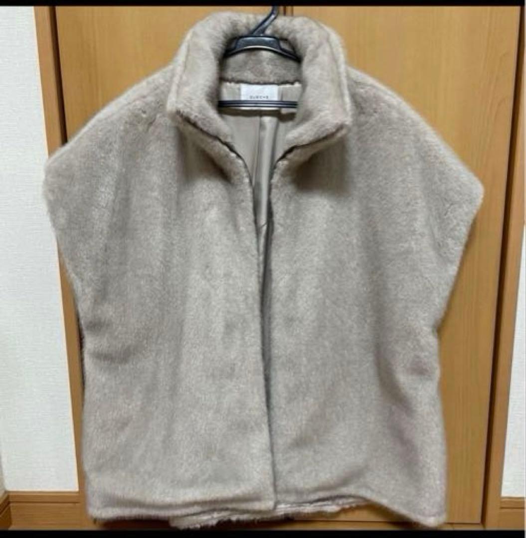 【新品】CLOCHEフェイクファーベスト