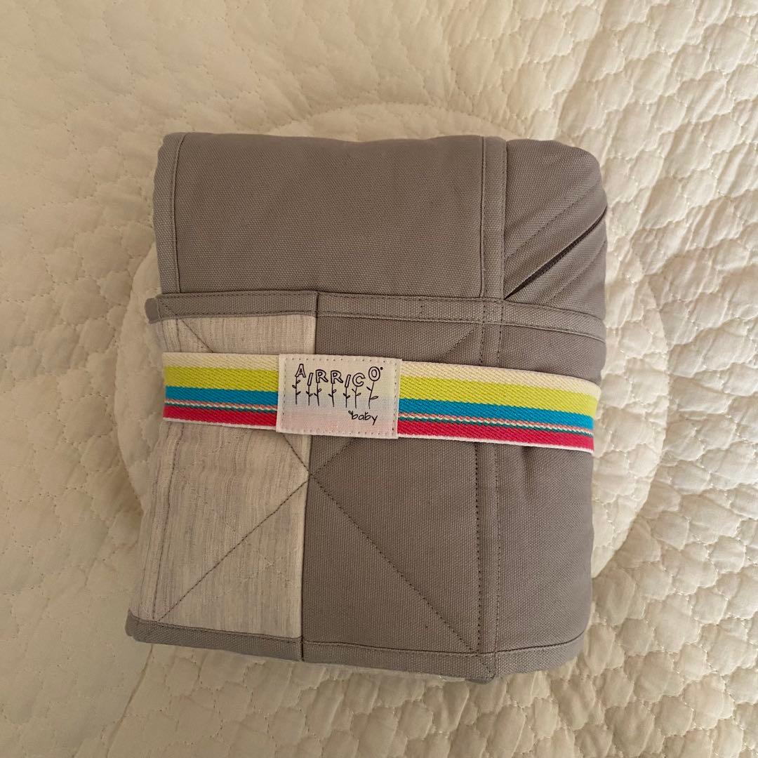 エアリコベビー抱っこ紐　シルバーグレー　Size3