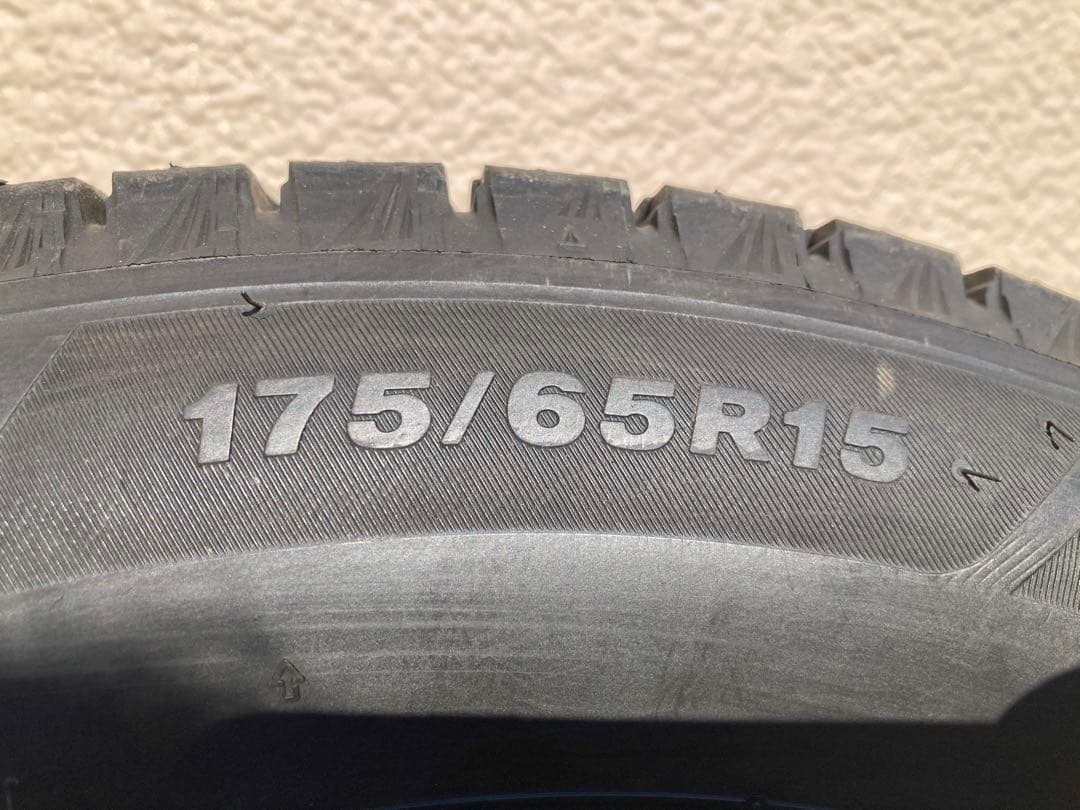 ブリヂストン スタッドレス4セット 175/65R15 BLIZZAK VRX3