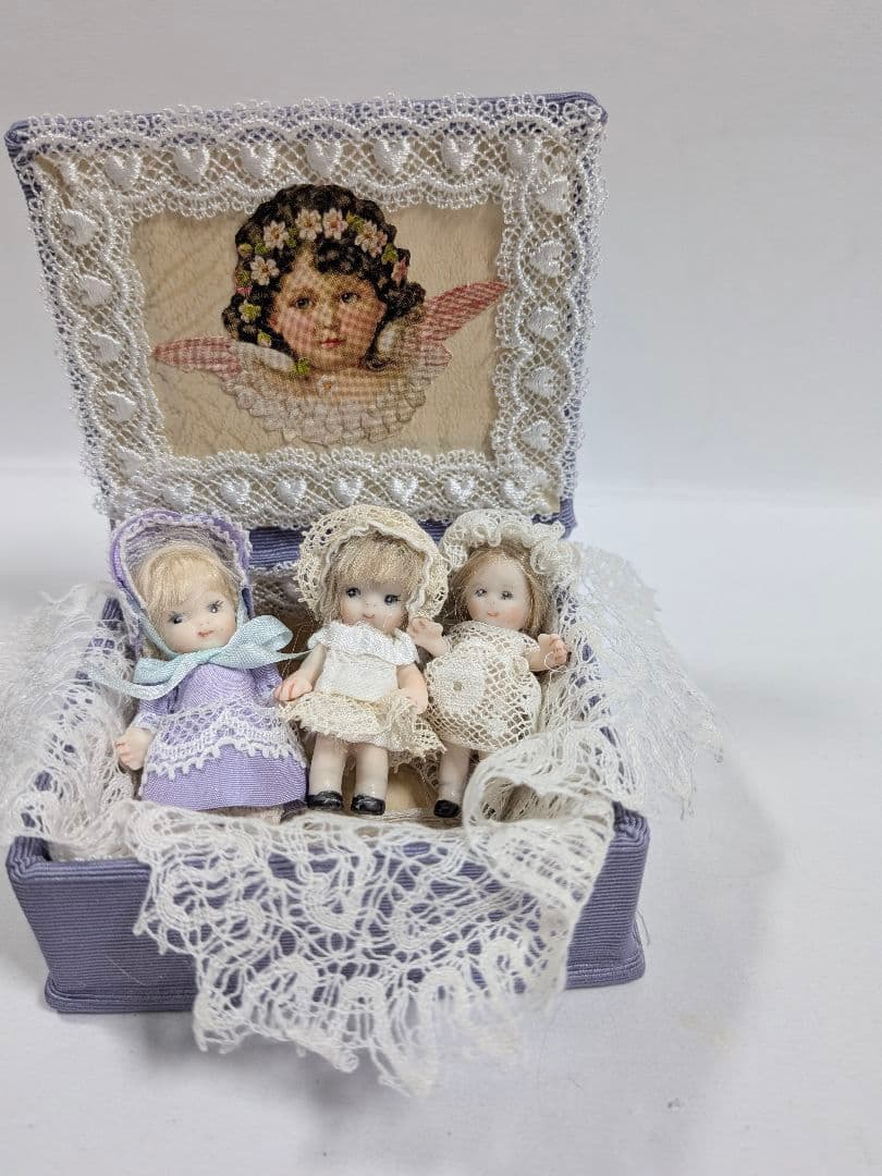 ちびくま工房　シンディちゃん5センチとパティちゃんのすみれ色のbox