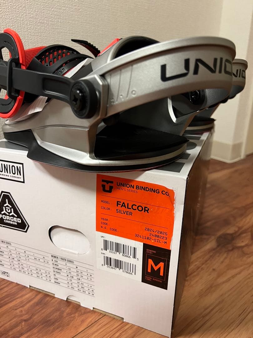 【新品未使用】UNION FALCOR ビンディング シルバー Mサイズ