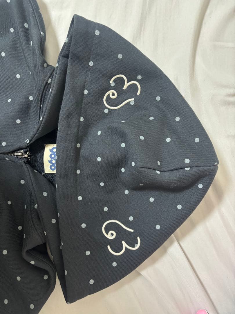 9090ネイビードット柄パーカー