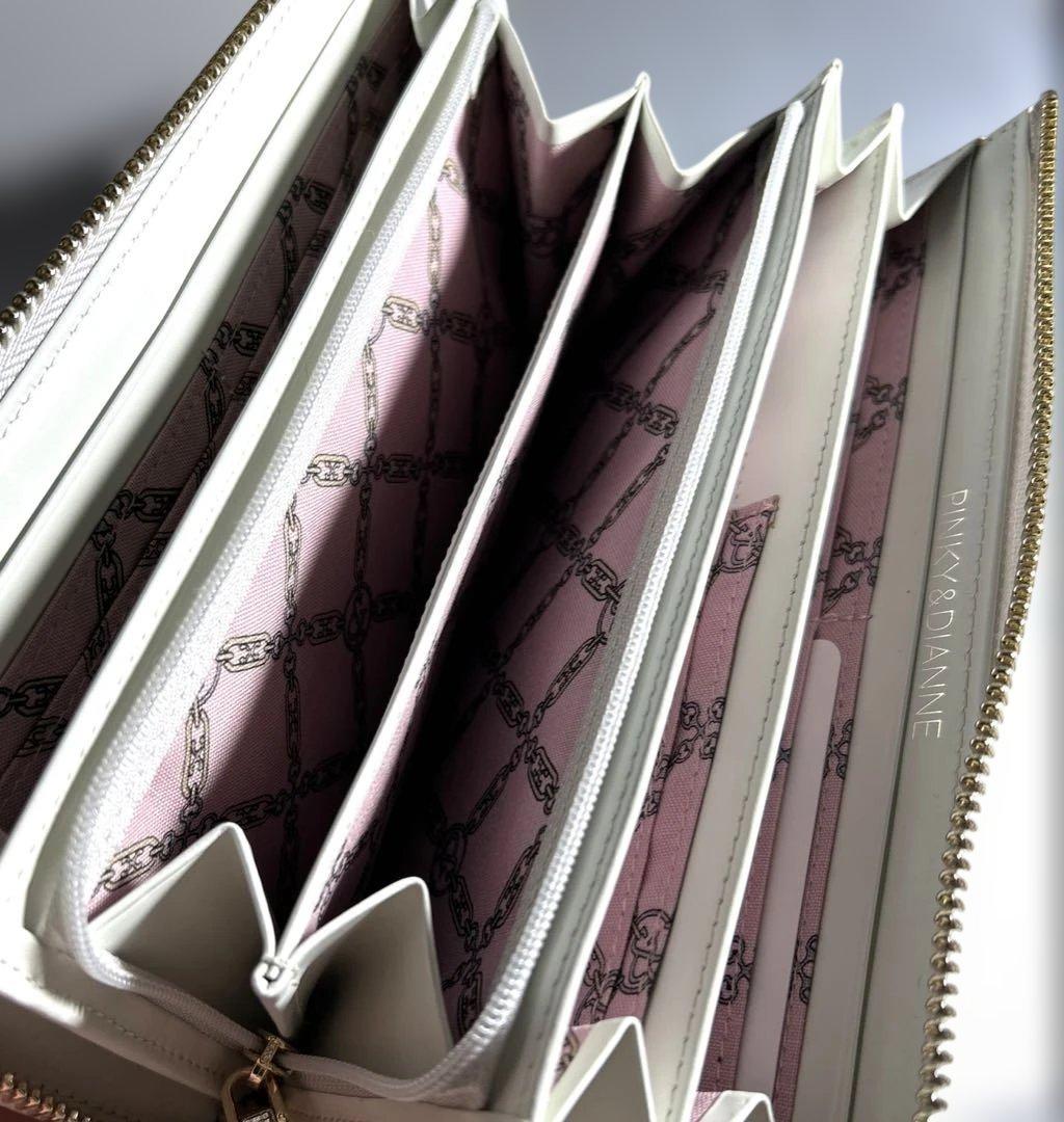 新品未使用【ピンキー＆ダイアン】 クロコ型押し L字ファスナーロゴモチーフ長財布