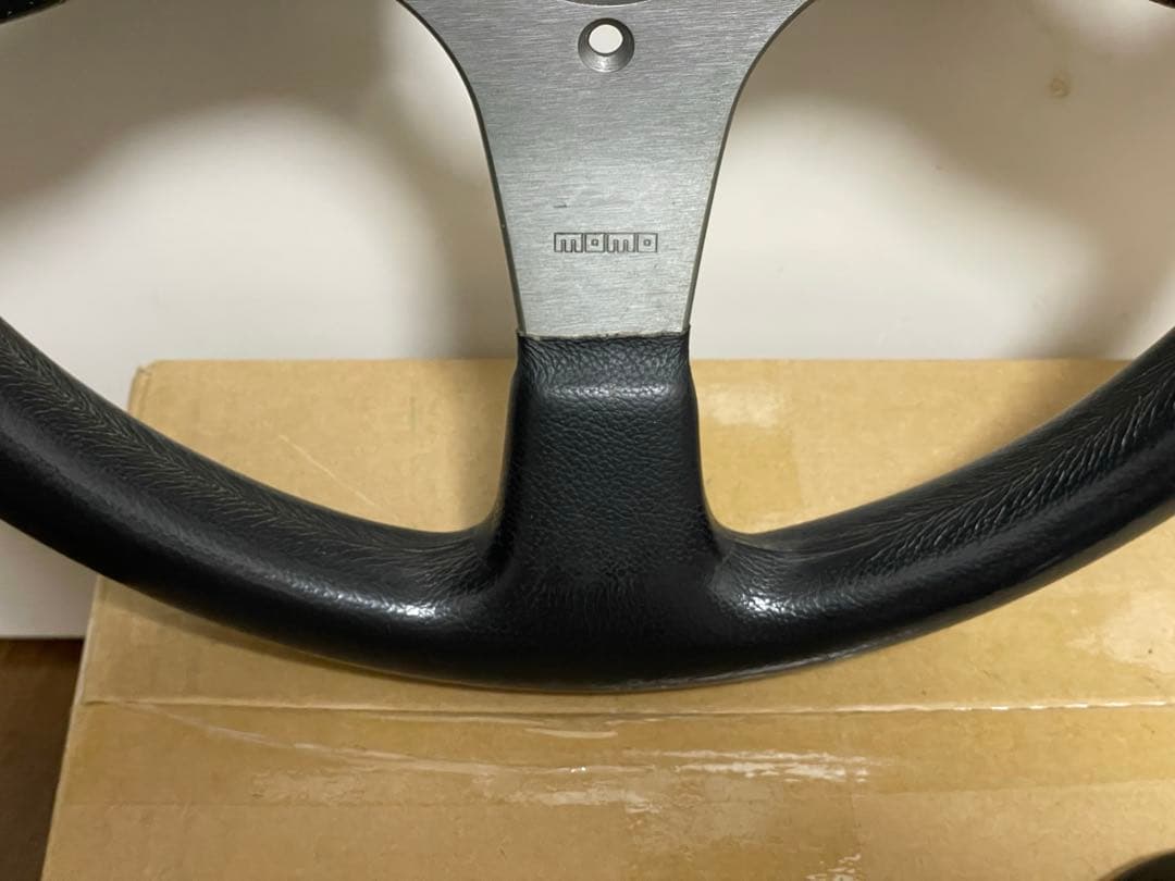 MOMO RACE 35φ ステアリング