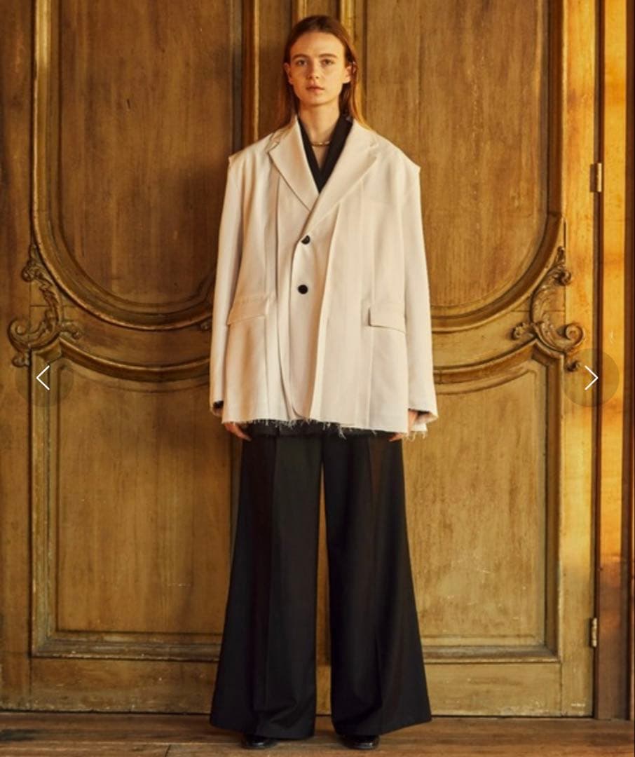 美品 セイト 大森元貴 カットオフ セミダブル タック テーラードジャケット 白