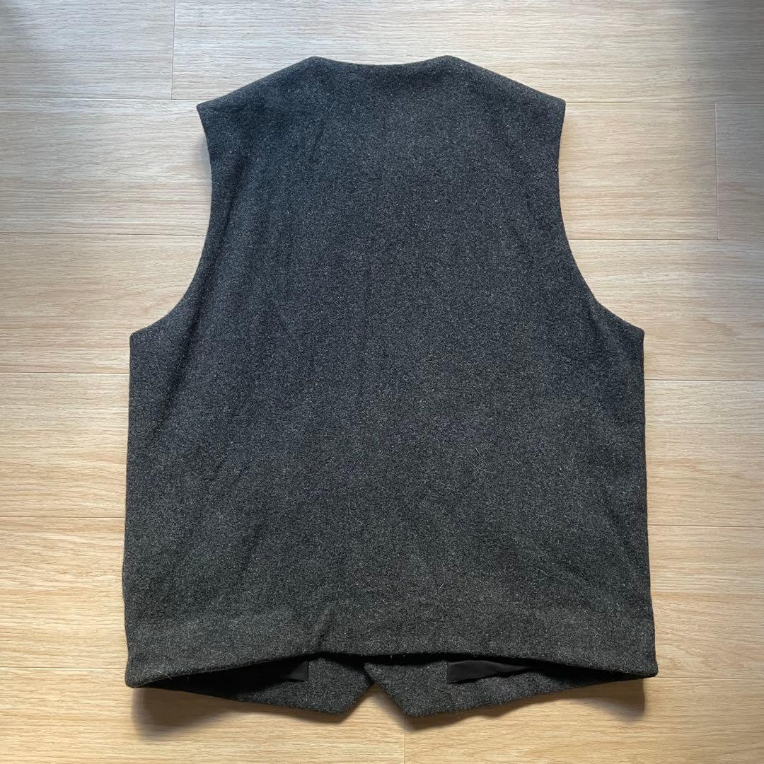 confect ウールモッサークルーネックベスト　グレー　チャコール　サイズ4