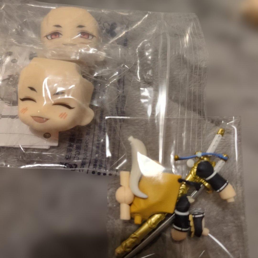 刀剣乱舞　ねんどろいど　小狐丸　千子村正　燭台切光忠 3体セット