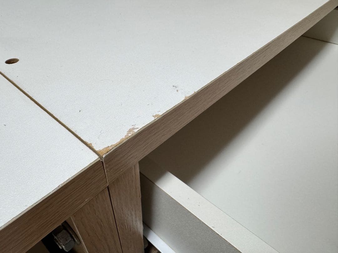 【引き取り希望】ニトリ　チェスト型シングルフレーム コンセント付