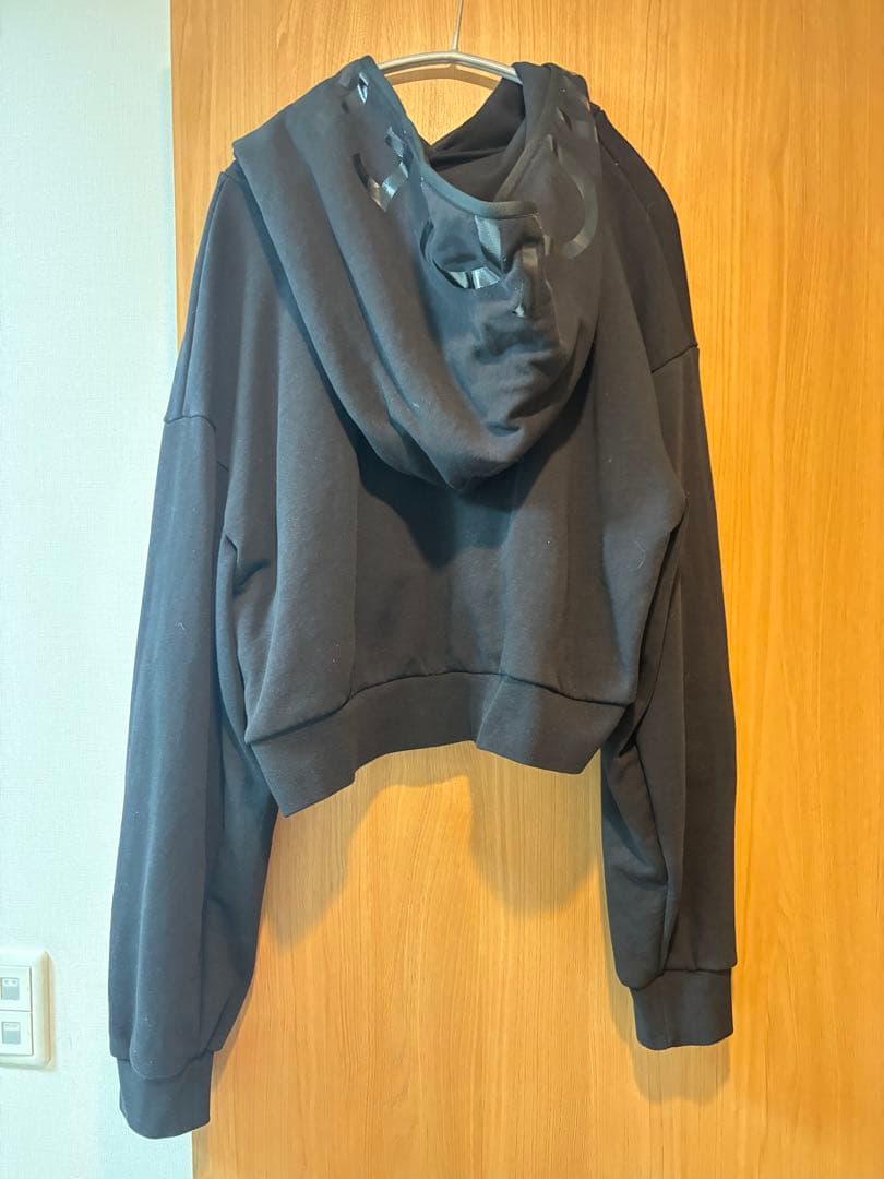 し*う様 モンクレ　パーカー