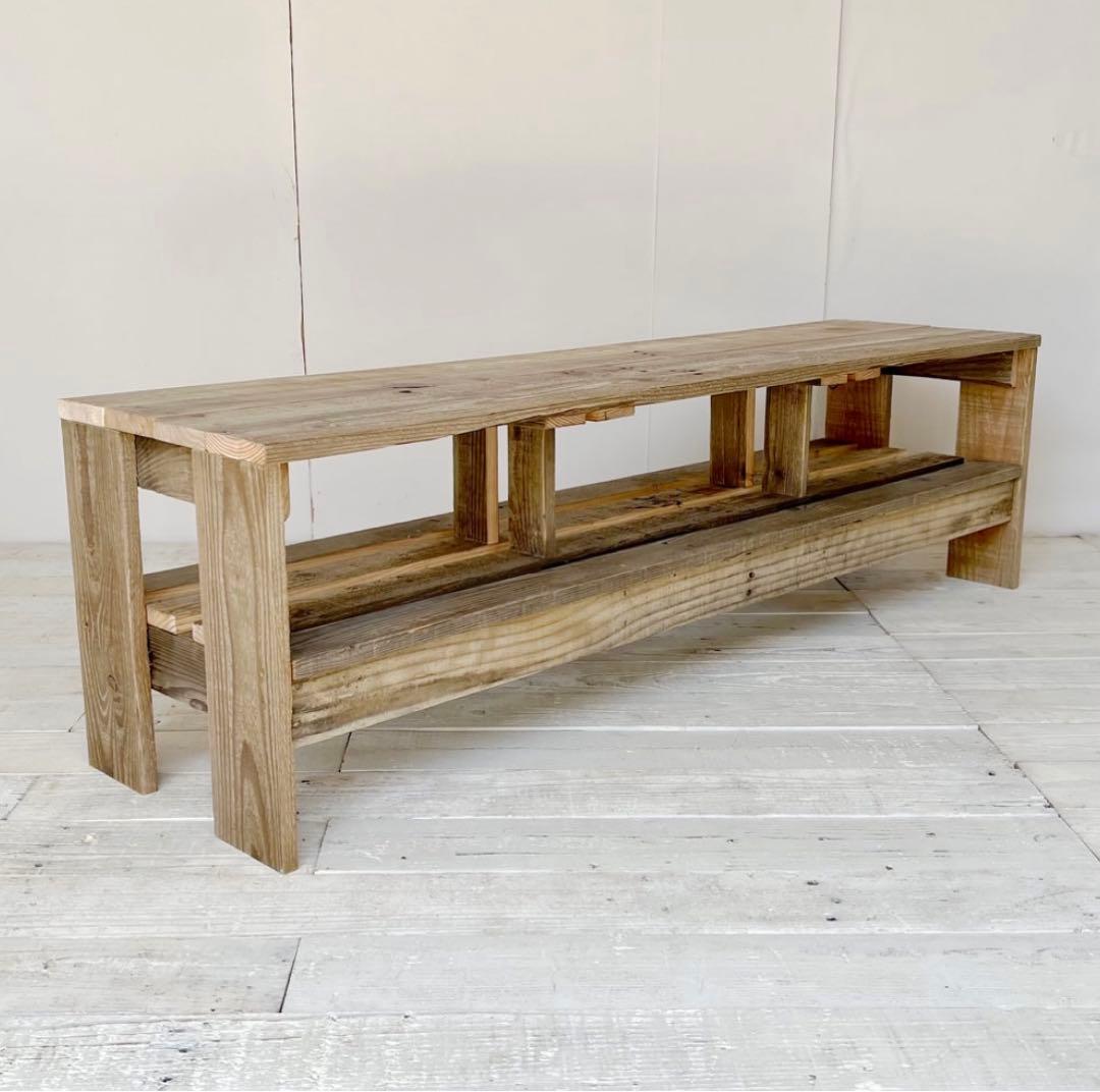 テレビボード　収納ケース3つ付