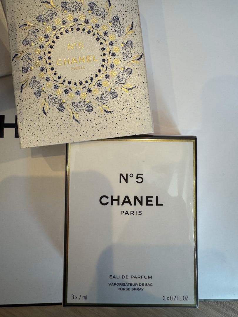 【新品未使用】シャネルCHANEL N°5 オードゥ パルファム 3 x 7ml