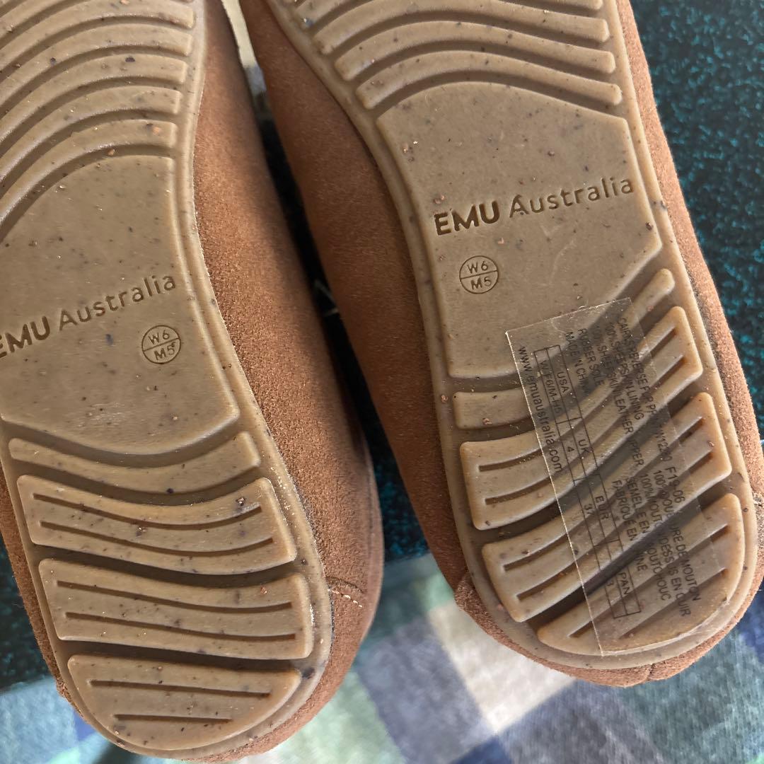 エミューファーモカシン