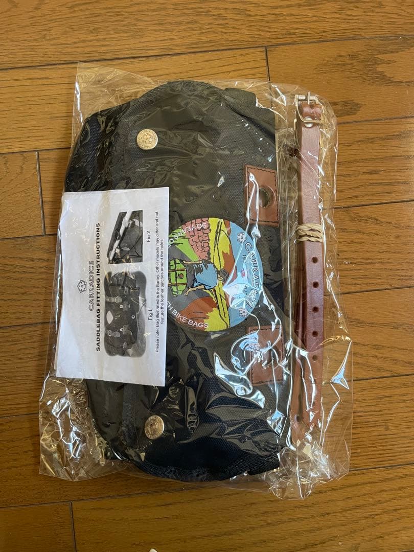 キャラダイス　90周年記念限定サドルバッグ