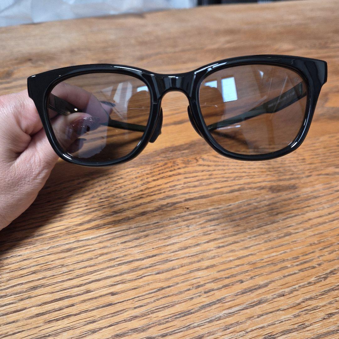 アイヴォル Eyevol サングラス