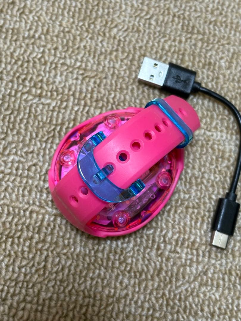 たまごっちユニ　紫色　BANDAI Tamagotchi Uni