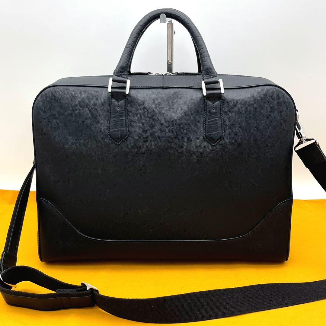 Ban0321ペッレモルビダ　ビジネスバッグ　ブリーフバッグ　キャピターノ