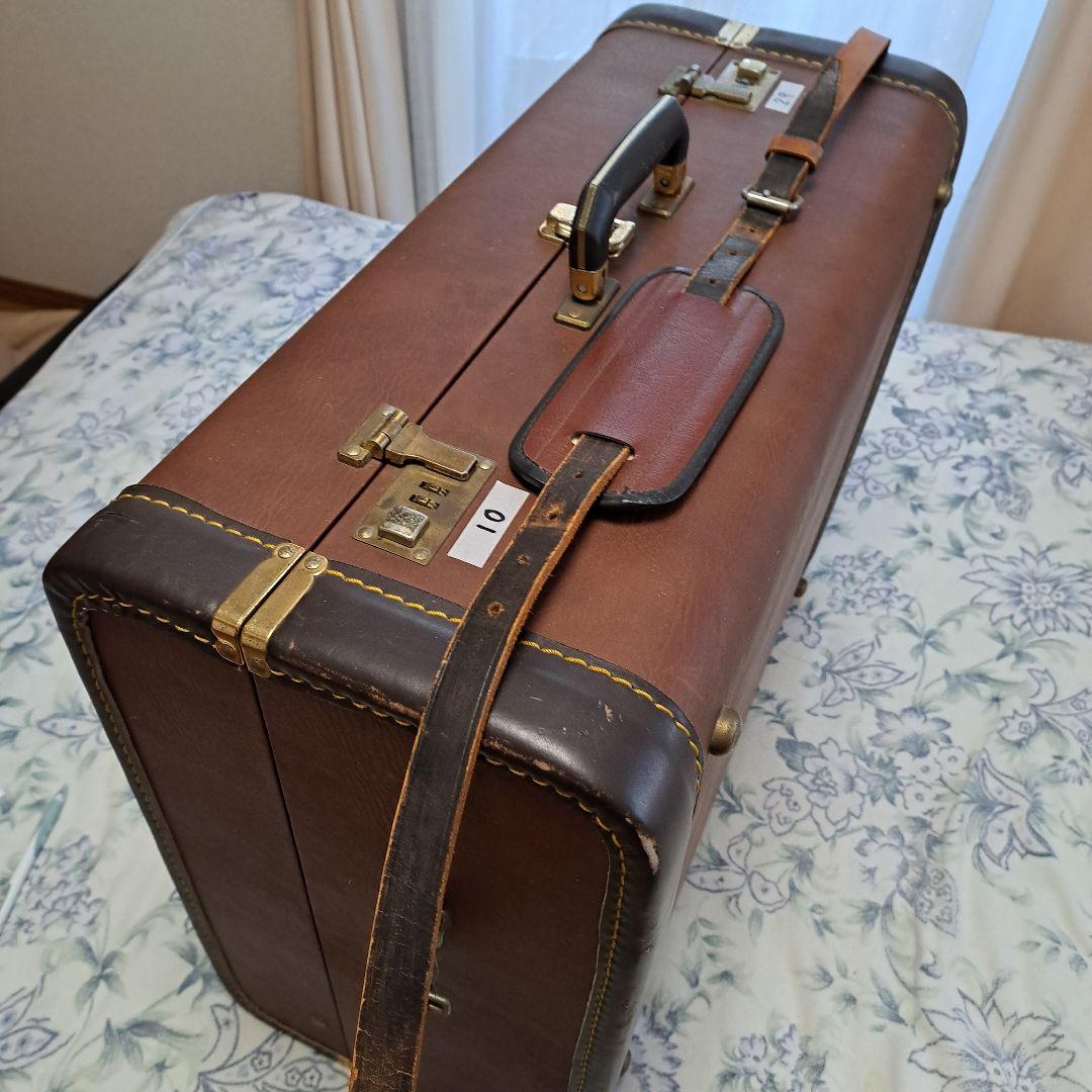 【美品】Italy製高級アコーディオンハードケース