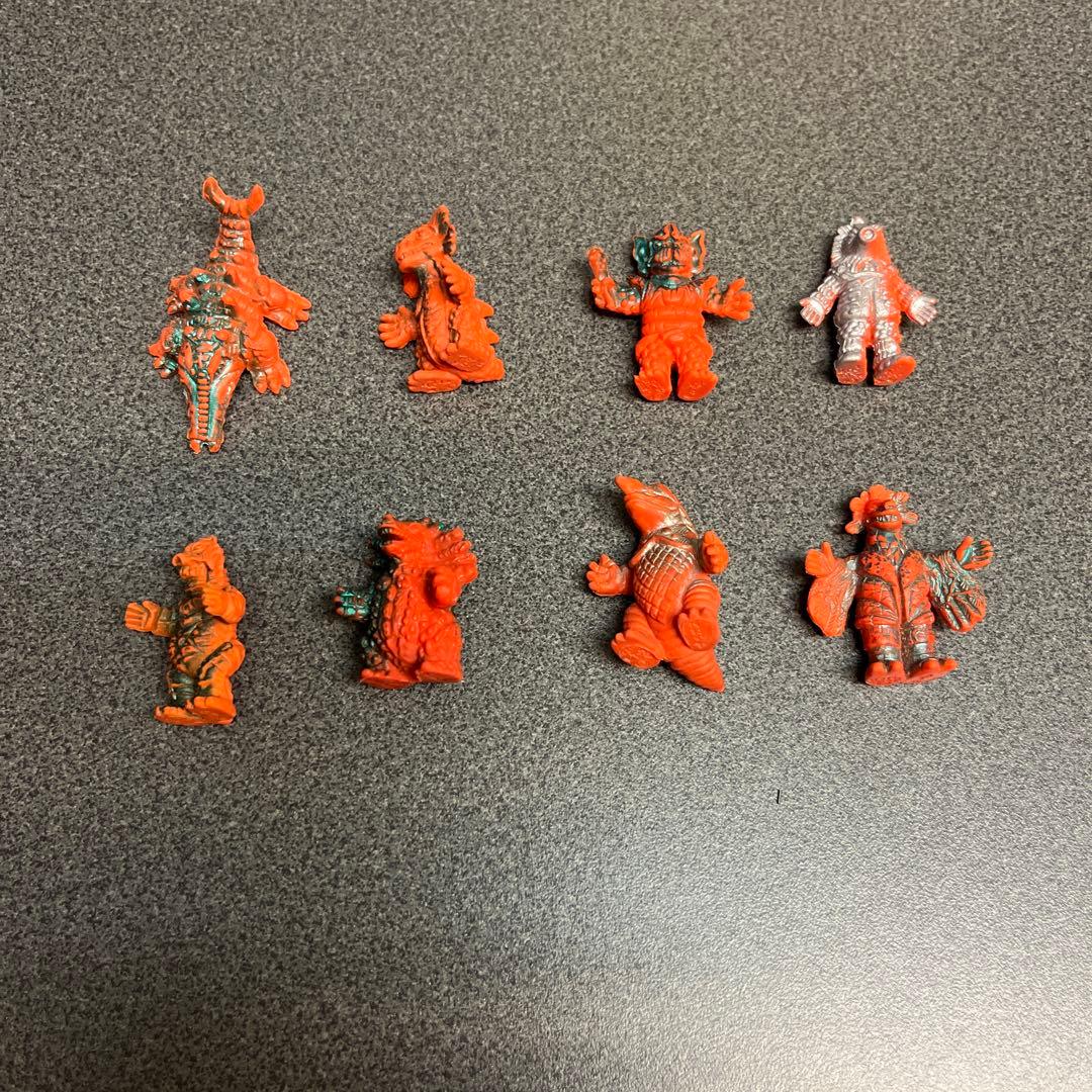 ウルトラマン怪獣消しゴムスプレー吹き付け　バラ売りOK‼️